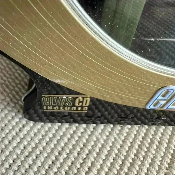 Elvis Presley Pez collectible tin with CD, preowned and unsealed, see pics - Picture 3 of 4